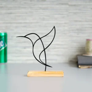 Lovely Flying Bird Metal Sculpture